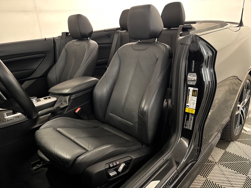 Used 2019 Black BMW M240i image 17