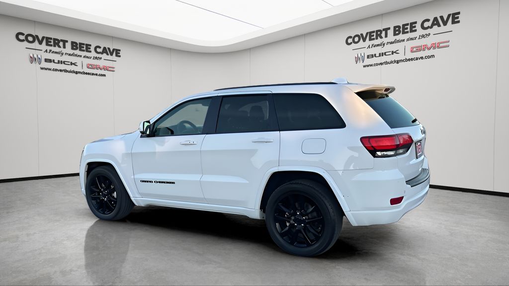 Used Car 2021 Jeep Grand Cherokee  Laredo X For Sale Under $25,000 In Austin, Texas