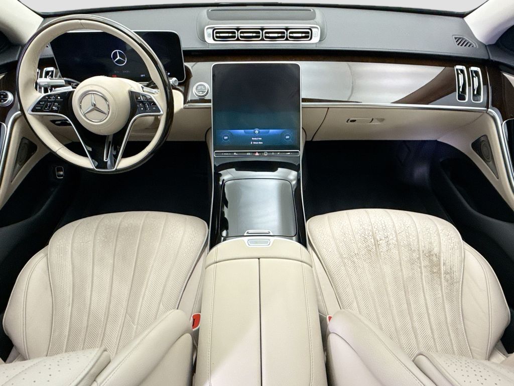 Thumbnail: 2023 Mercedes-Benz S-Class - 13