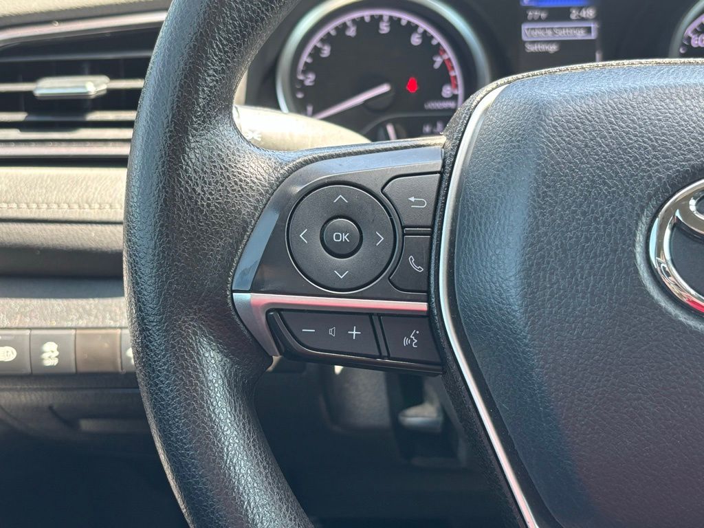 2023 Toyota Camry LE photo