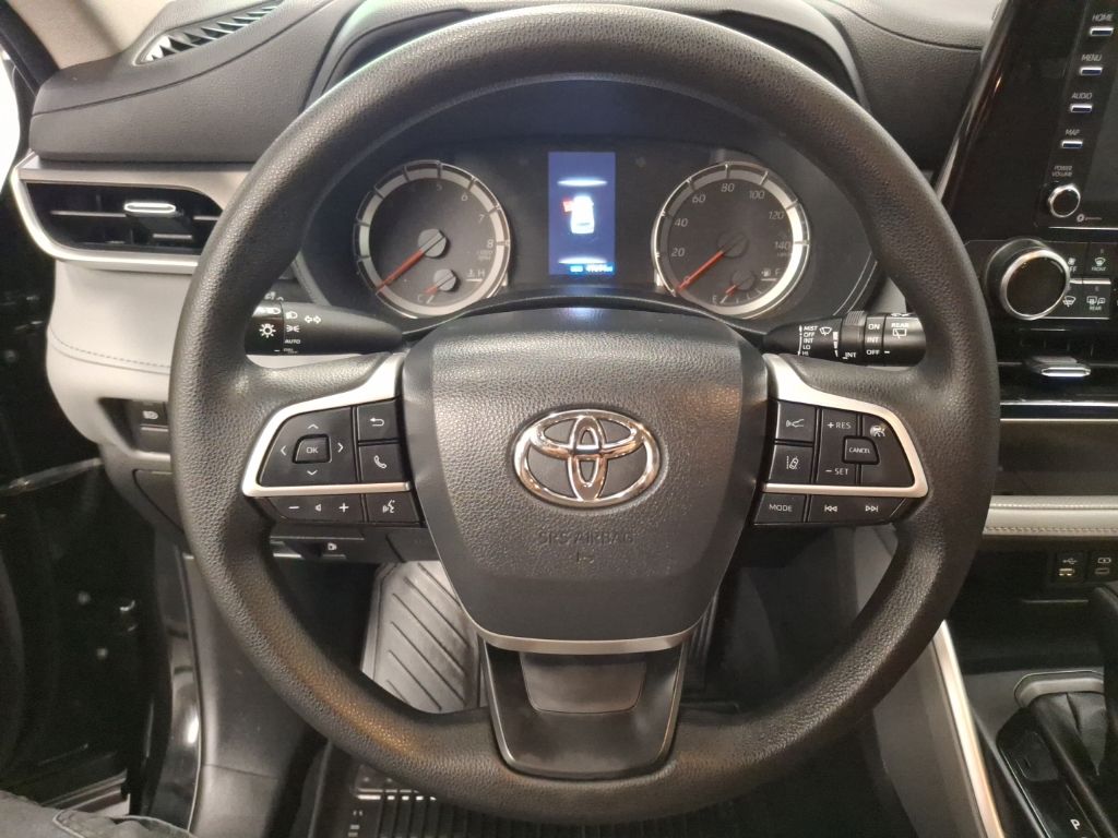 Used 2022 Toyota Highlander SUV