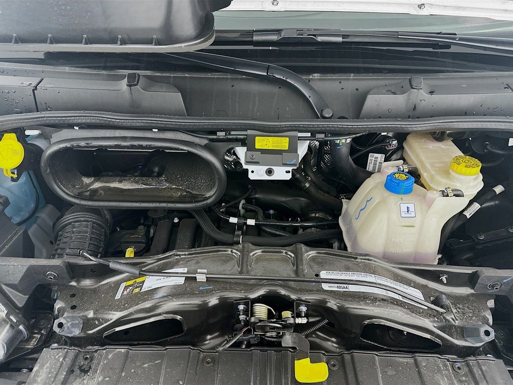 New 2026 White Ram High Roof 136 WB image 17