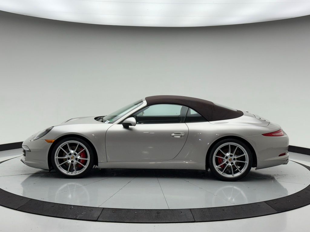 2013 Porsche 911 Carrera S 2