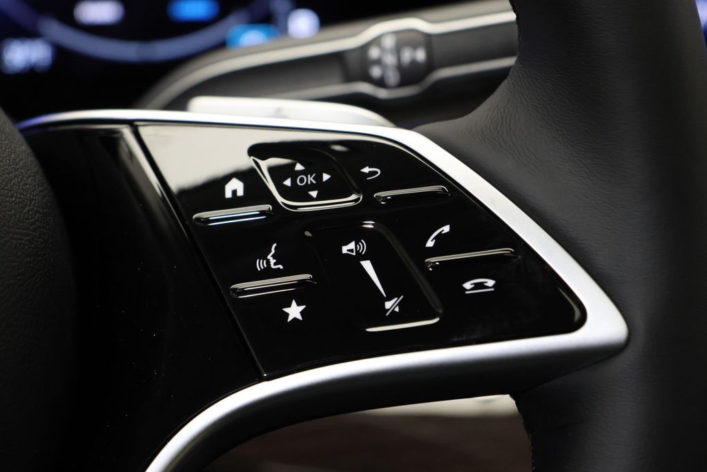 Thumbnail: 2026 Mercedes-Benz GLE - 22