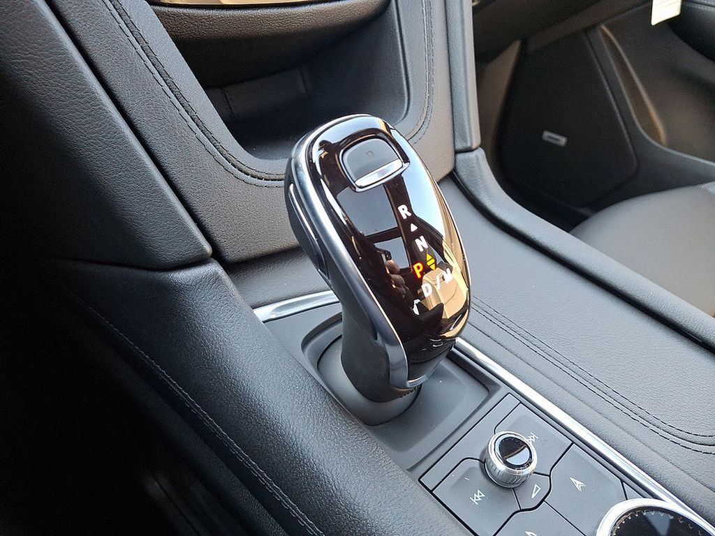 Thumbnail: 2025 Cadillac XT6 - 7