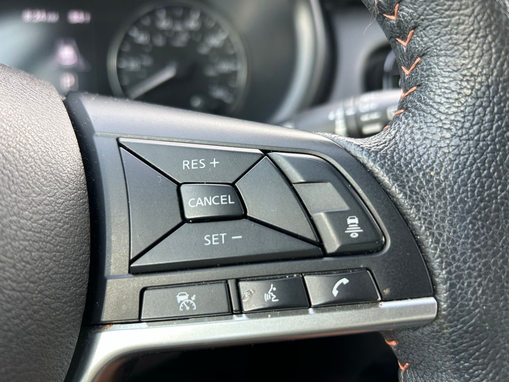 Thumbnail: 2021 Nissan Kicks - 21