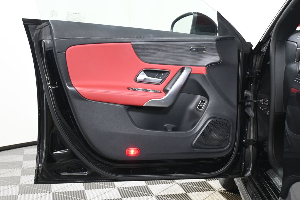 Thumbnail: 2022 Mercedes-Benz CLA - 29