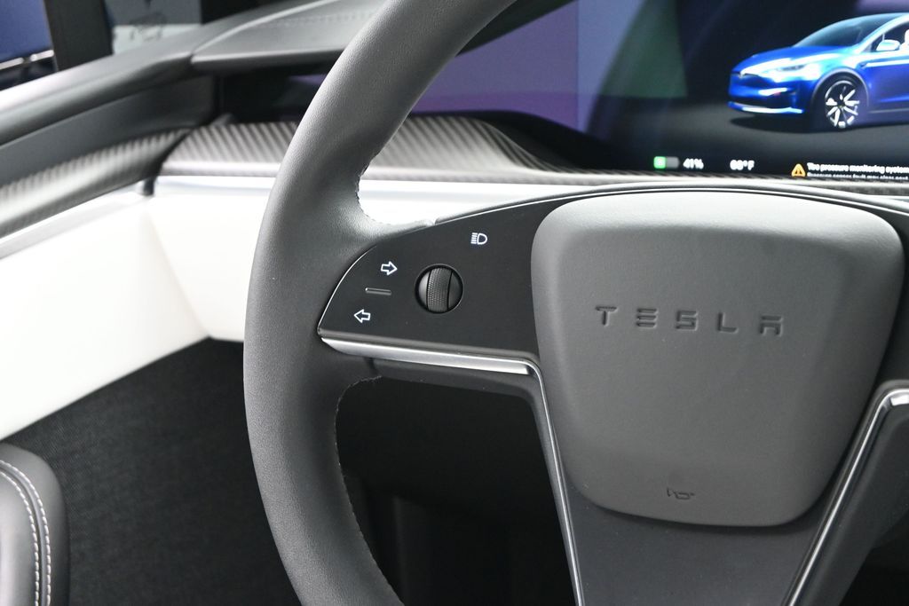 2023 Tesla Model X Plaid Tri Motor All-Wheel Drive