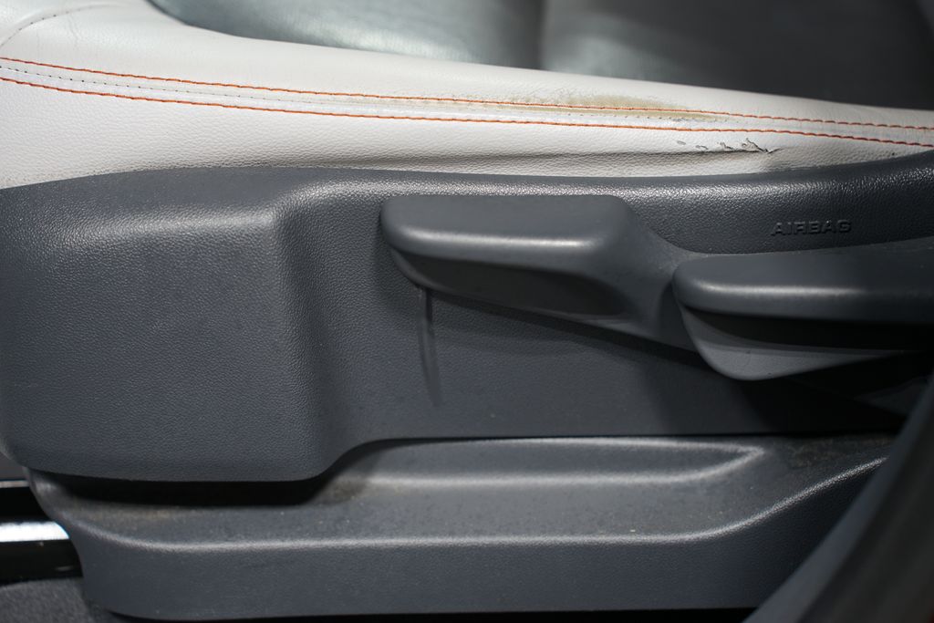 2019 Chevrolet Bolt EV Premier 31