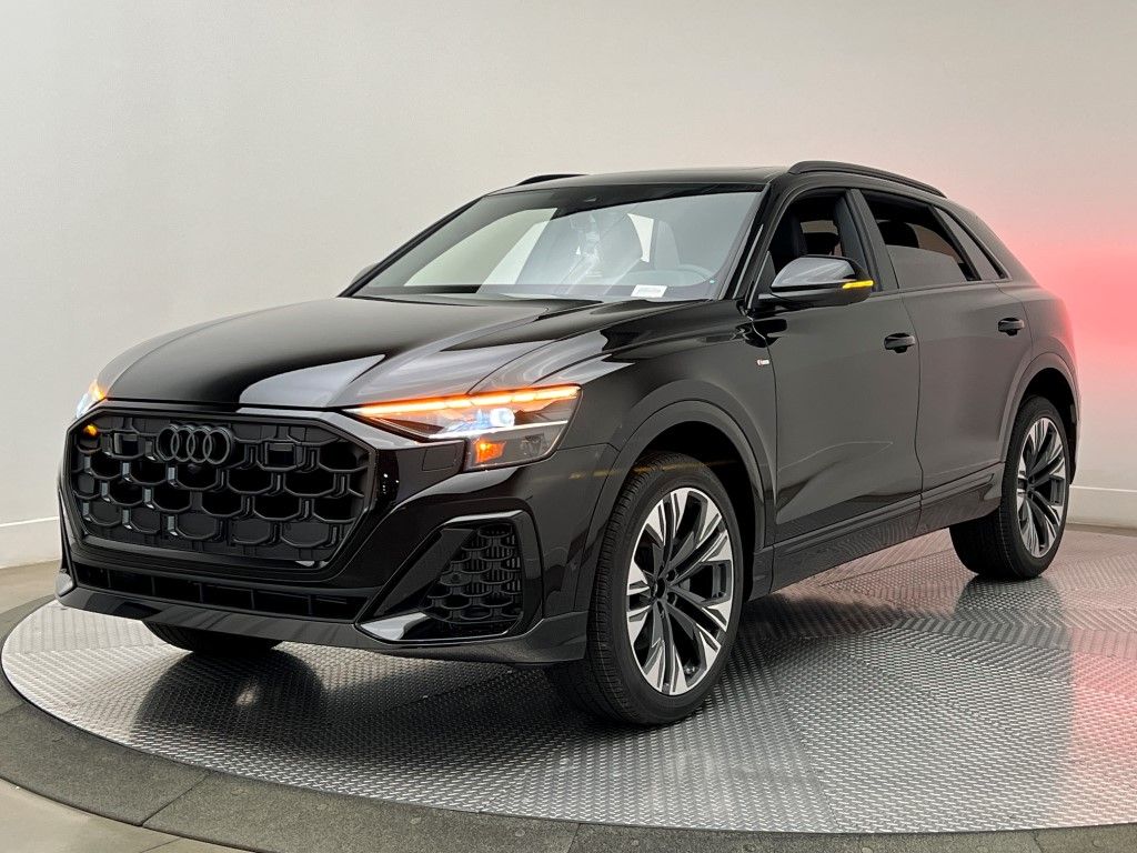 Thumbnail: 2026 Audi Q8 - 2