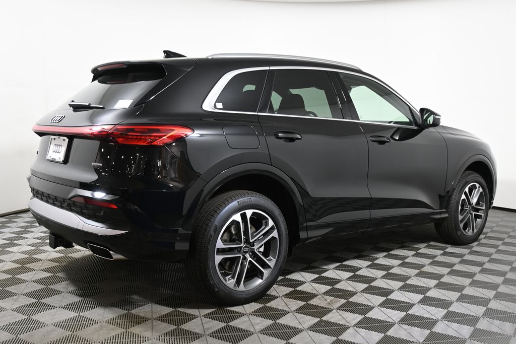 Thumbnail: 2025 Audi Q5 - 7