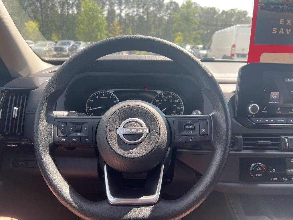 2025 Glacier White Nissan Pathfinder S FWD SUV