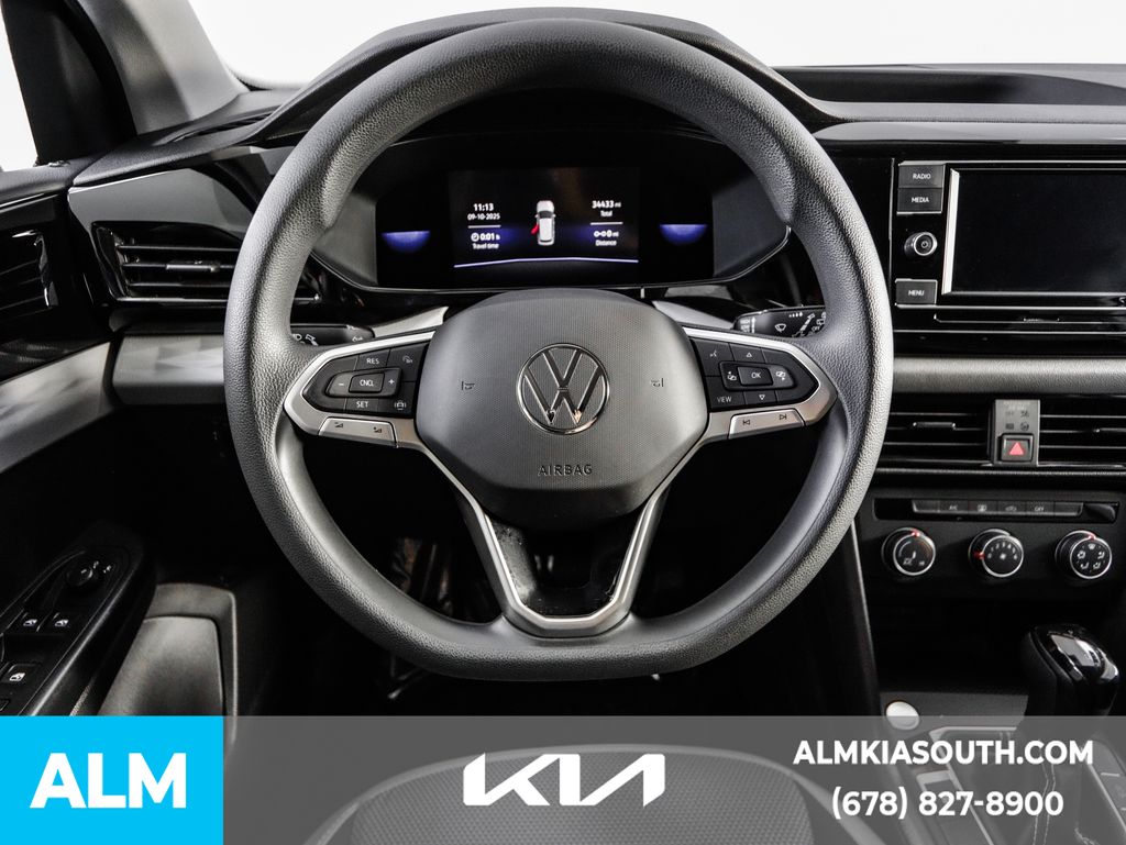 2022 Volkswagen Taos S photo 22