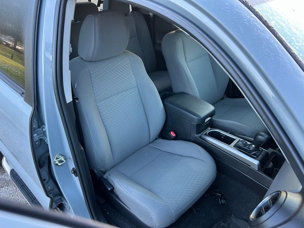 Thumbnail: 2021 Toyota Tacoma - 15