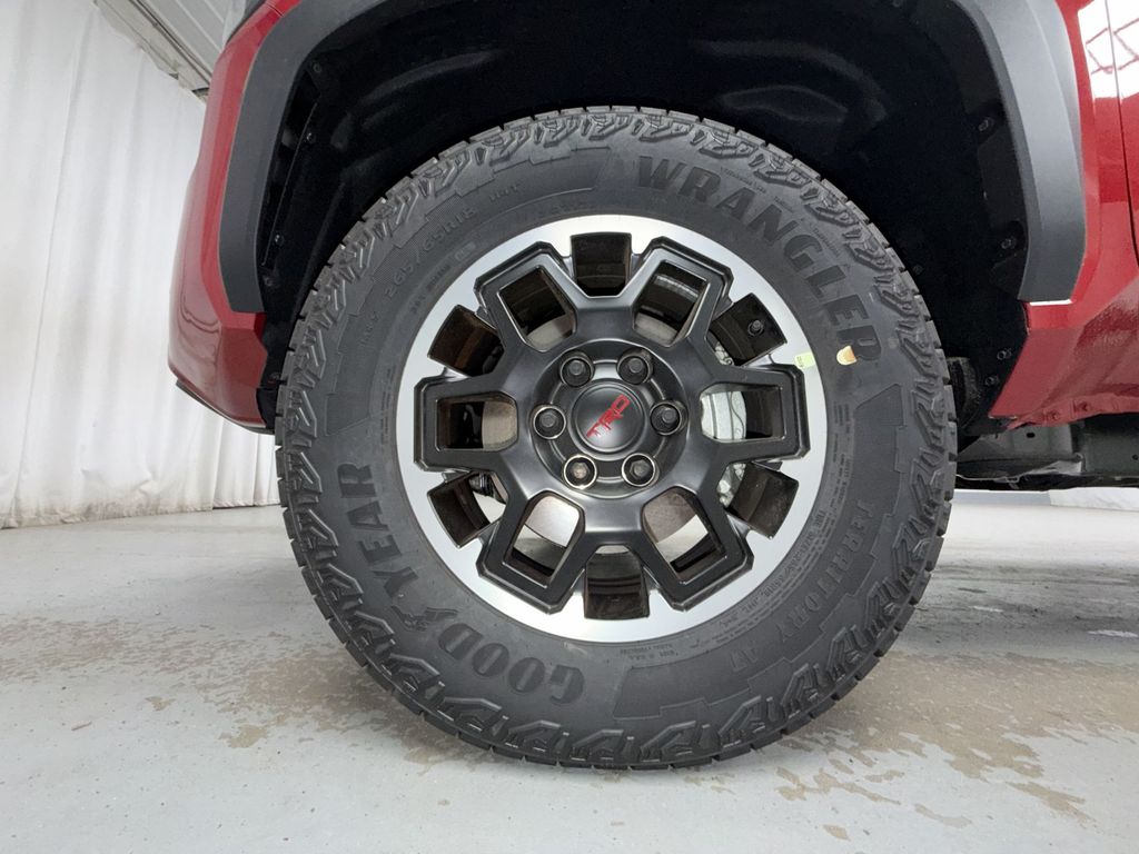 2026 Toyota Tacoma TRD Off Road - Photo 14