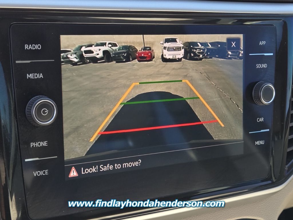 2022 Volkswagen Atlas 3.6L V6 SE w/Technology photo