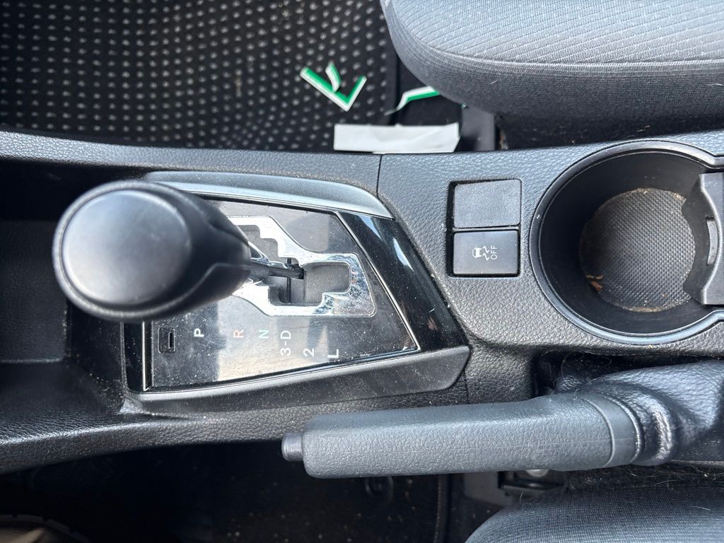 Used 2016 Black Toyota L image 20