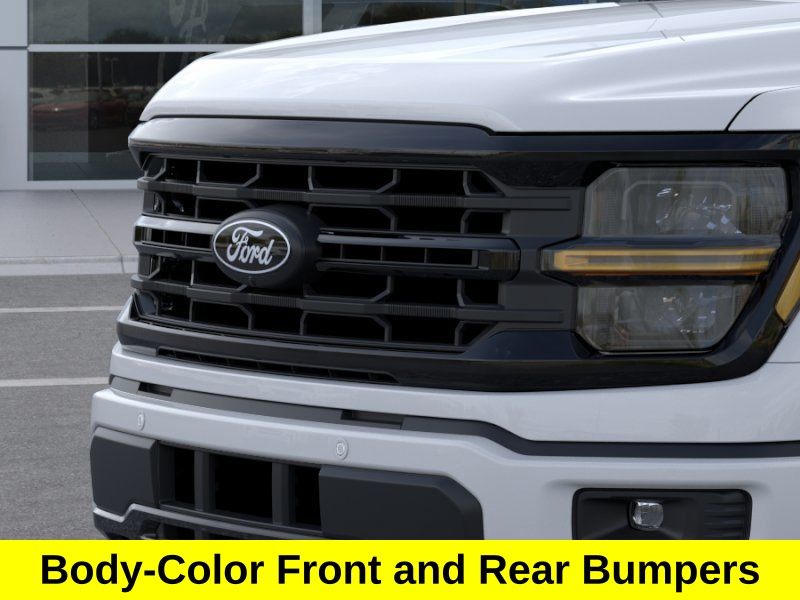 New 2026 Oxford White Ford XLT image 17