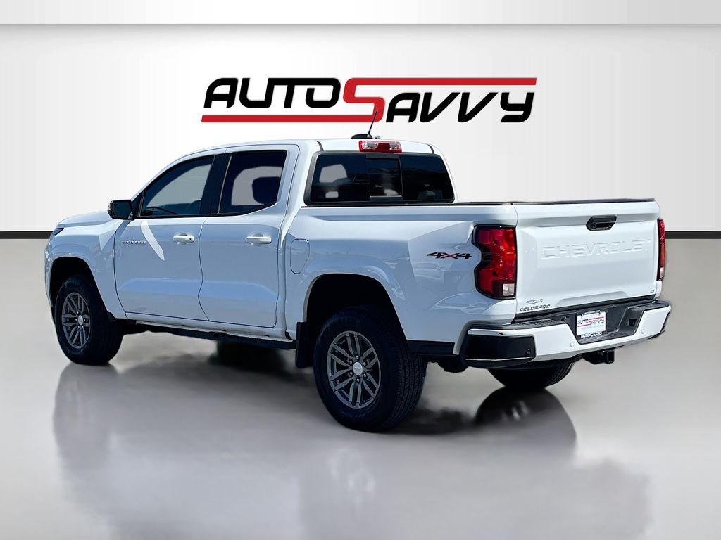 Used 2023 Summit White Chevrolet LT image 5