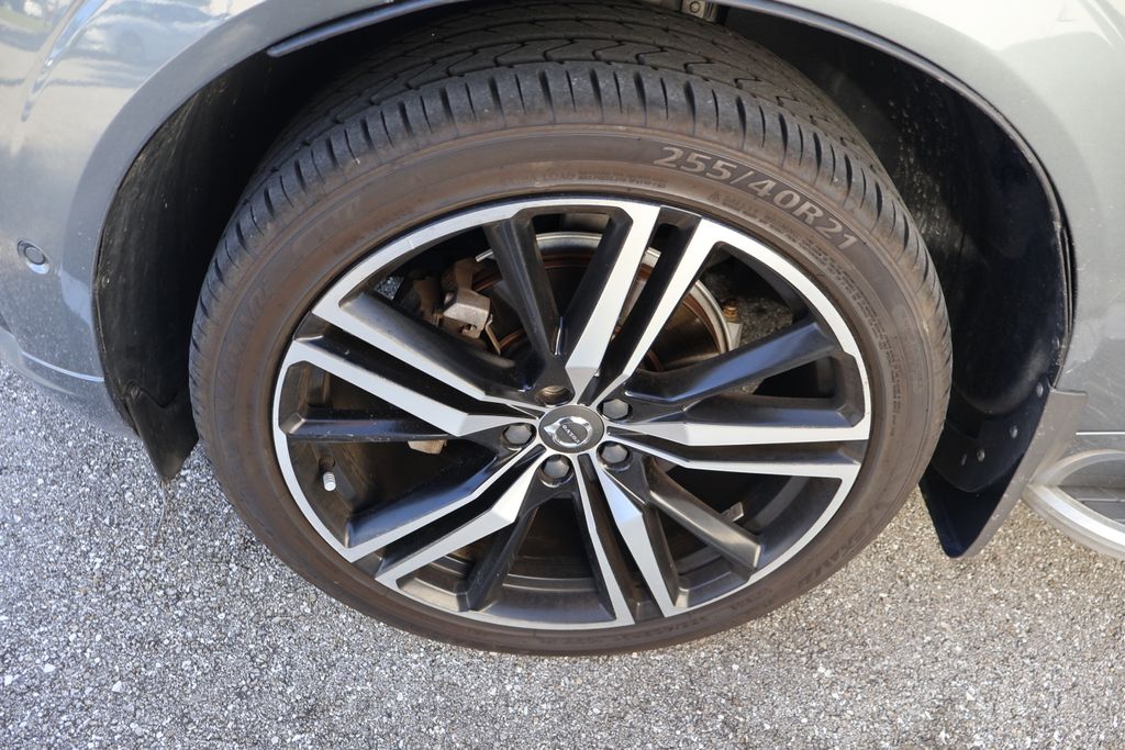 Thumbnail: 2019 Volvo XC60 - 4