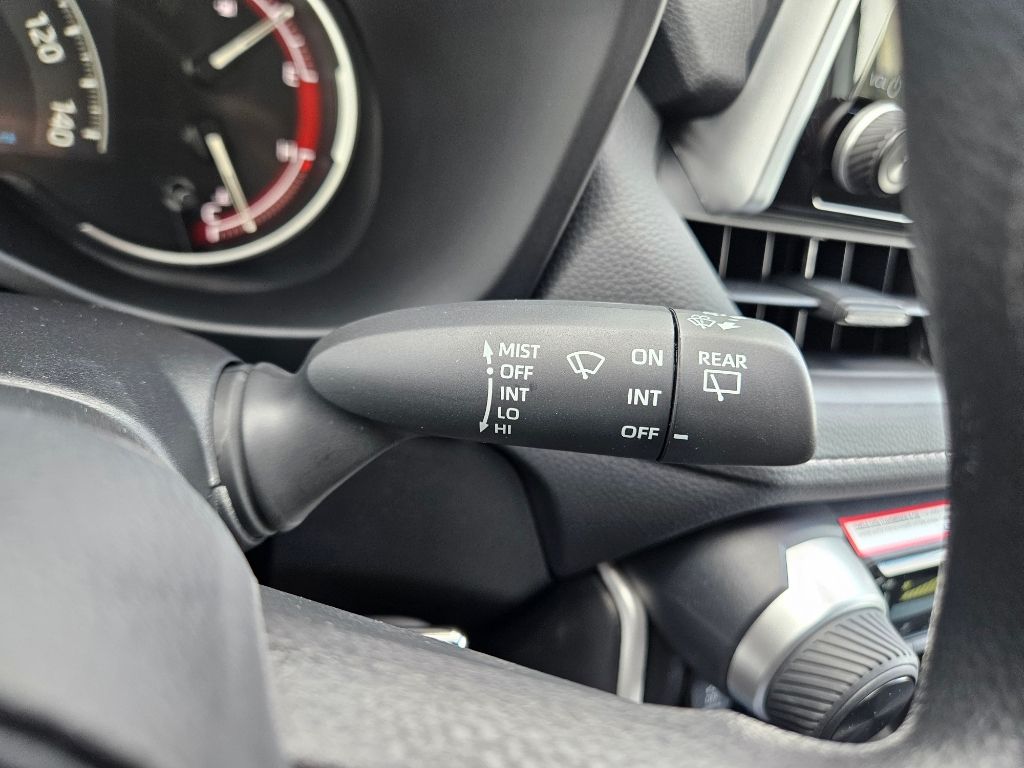 Thumbnail: 2024 Toyota RAV4 - 20