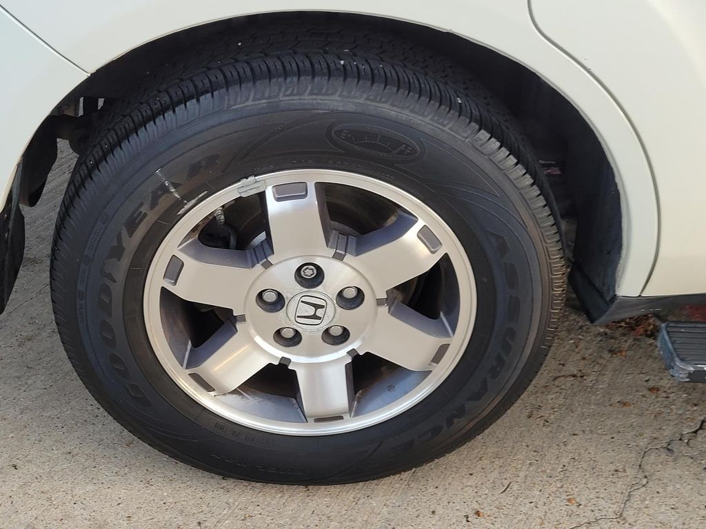 used 2011 Honda Pilot car, priced at $5,995