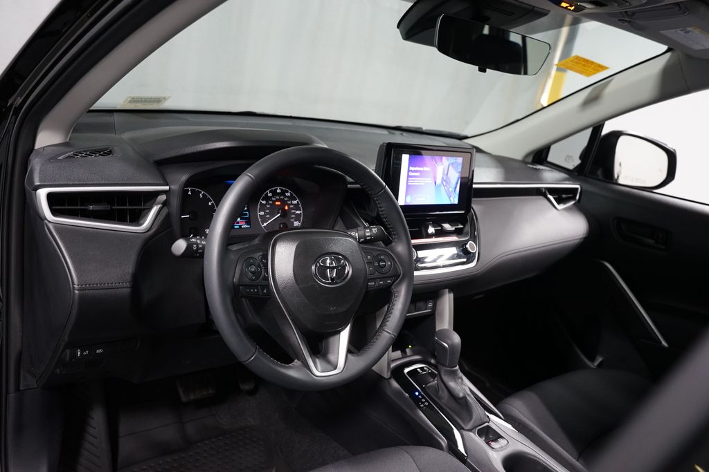 Thumbnail: 2025 Toyota Corolla Cross - 11