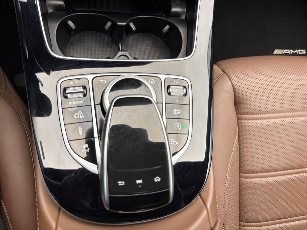 Thumbnail: 2018 Mercedes-Benz E-Class - 32