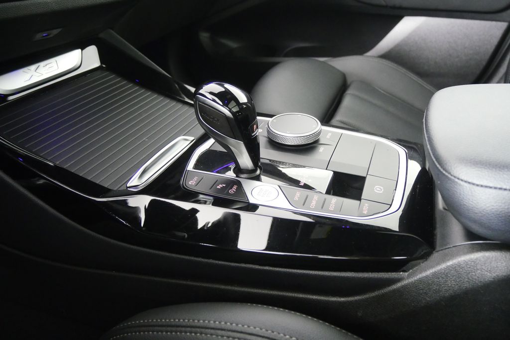 Thumbnail: 2024 BMW X3 - 25