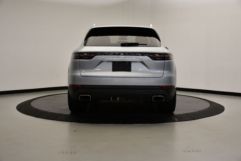 2023 Porsche Cayenne  4