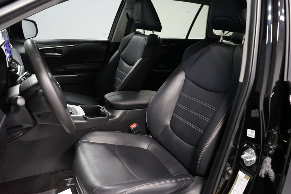 Thumbnail: 2023 Toyota RAV4 - 27