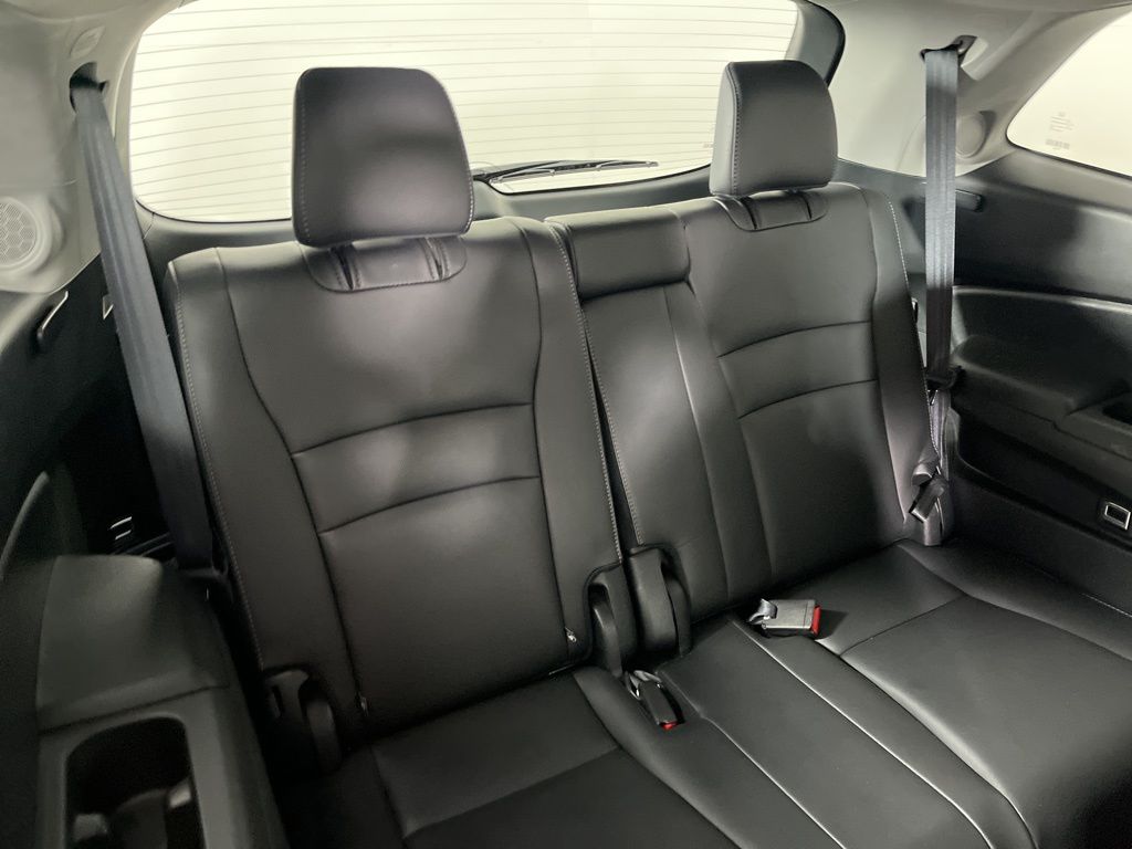 Thumbnail: 2020 Honda Pilot - 14