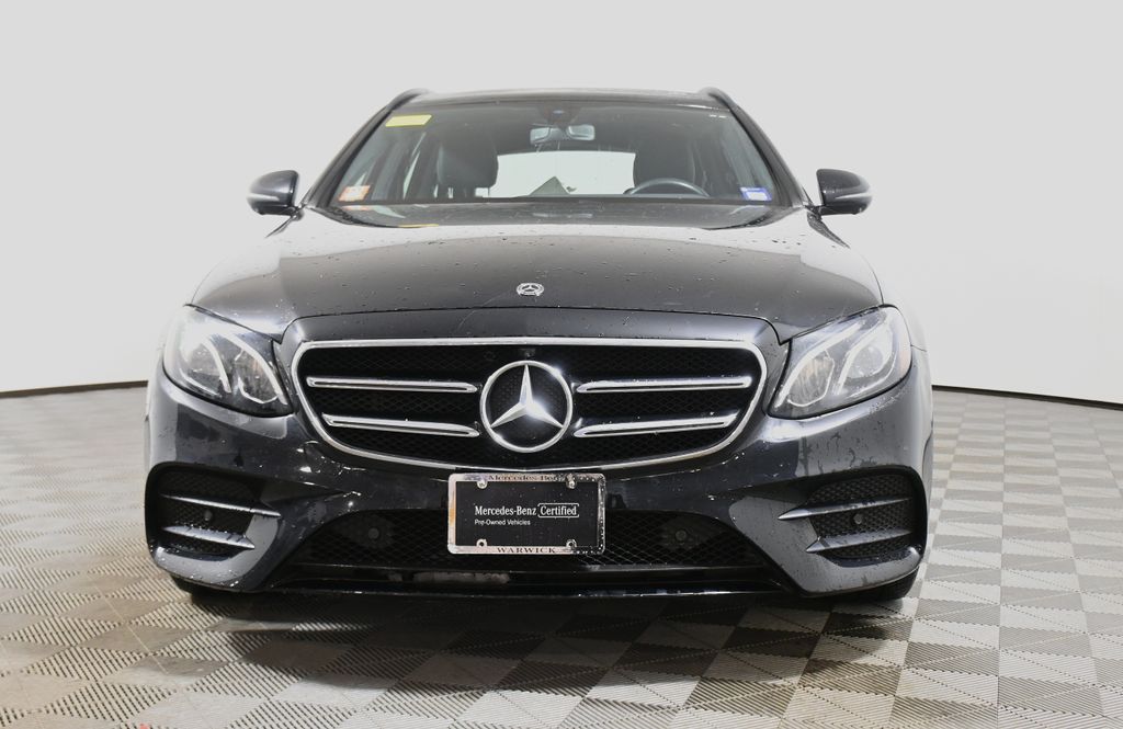 Thumbnail: 2020 Mercedes-Benz E-Class - 10