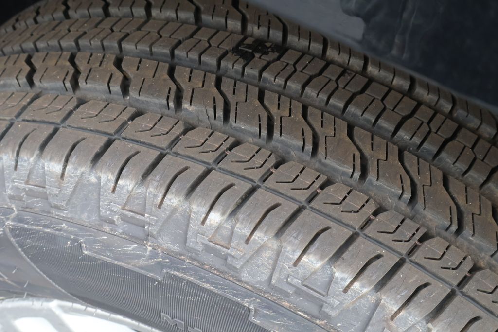 Thumbnail: 2026 Chevrolet Colorado - 12