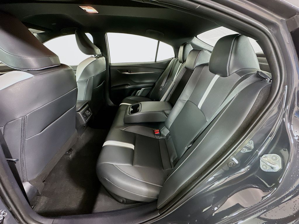 Thumbnail: 2025 Toyota Camry - 24