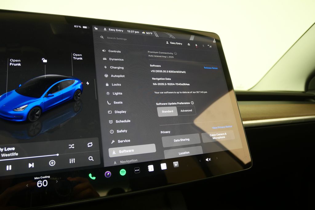 Thumbnail: 2022 Tesla Model 3 - 25