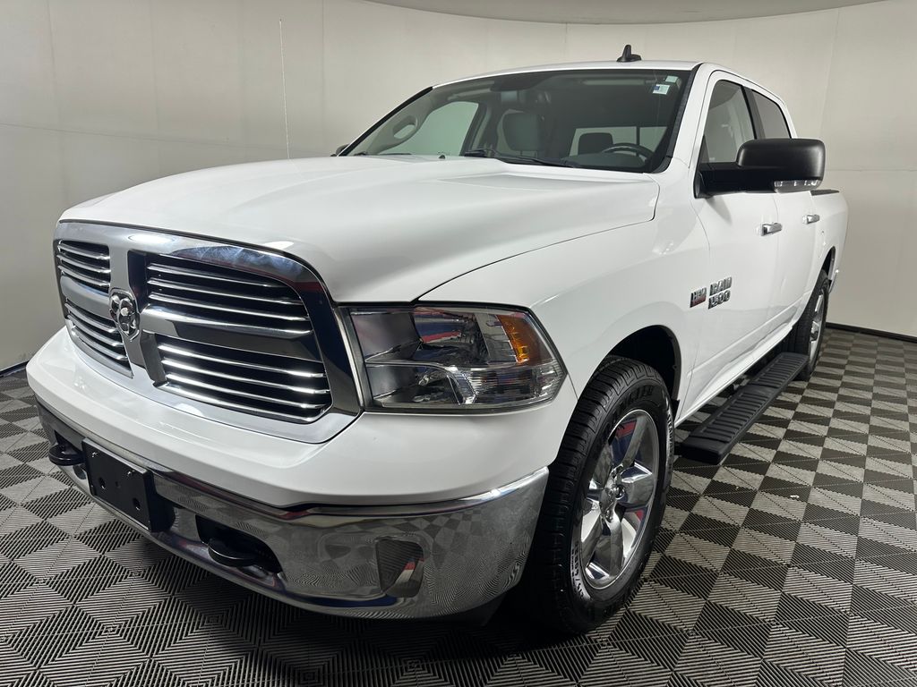 2015 RAM 1500 Big Horn/Lone Star 4x4 Crew Cab's photo