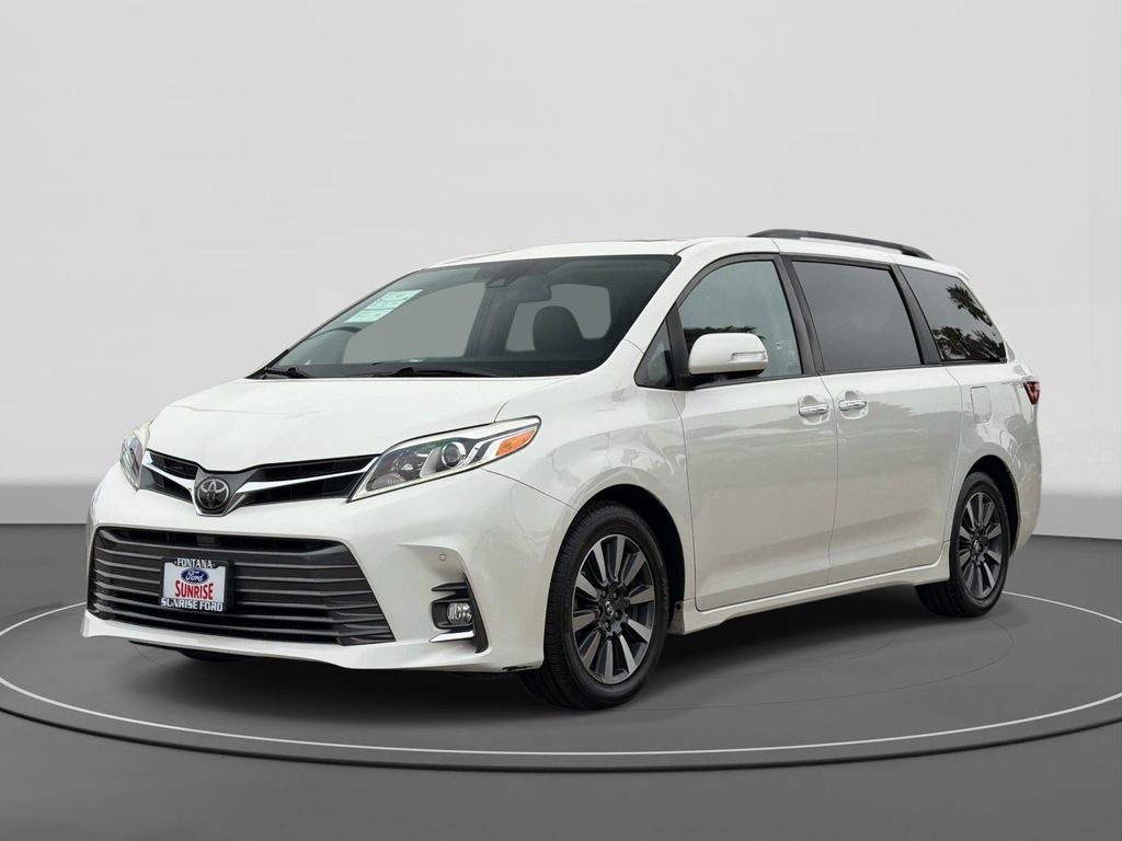 2018 Toyota Sienna Blanco (Blizzard Pearl) Minivan Tracción delantera 8 velocidades Automática