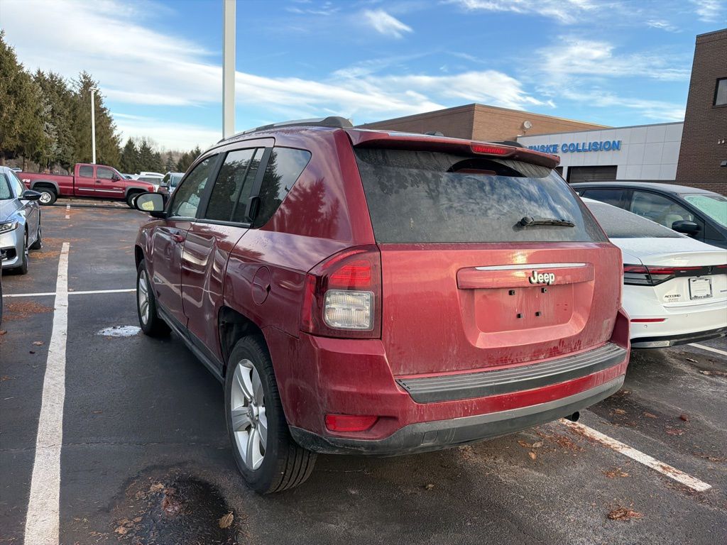 Thumbnail: 2016 Jeep Compass - 2