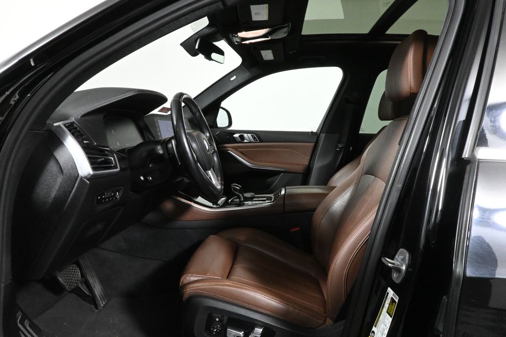 Thumbnail: 2020 BMW X5 - 3