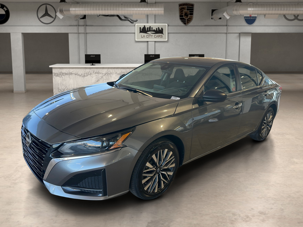 Gray (Gun Metallic) 2025 Nissan Altima Sedan All-Wheel Drive Continuously Variable Transmission