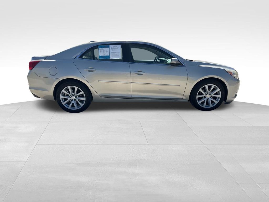 2014 Champagne Silver Metallic Chevrolet Malibu LT FWD Sedan