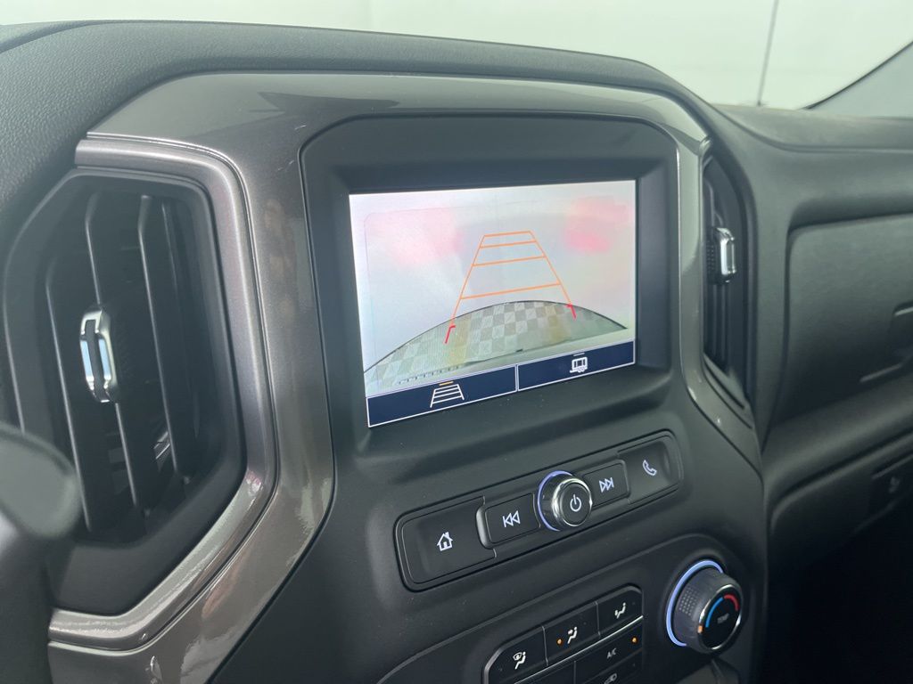 Thumbnail: 2026 Chevrolet Silverado 1500 - 19