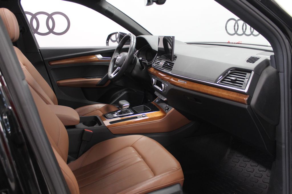 Thumbnail: 2023 Audi Q5 - 30