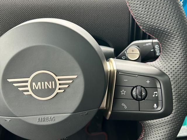 Thumbnail: 2026 MINI Cooper - 16