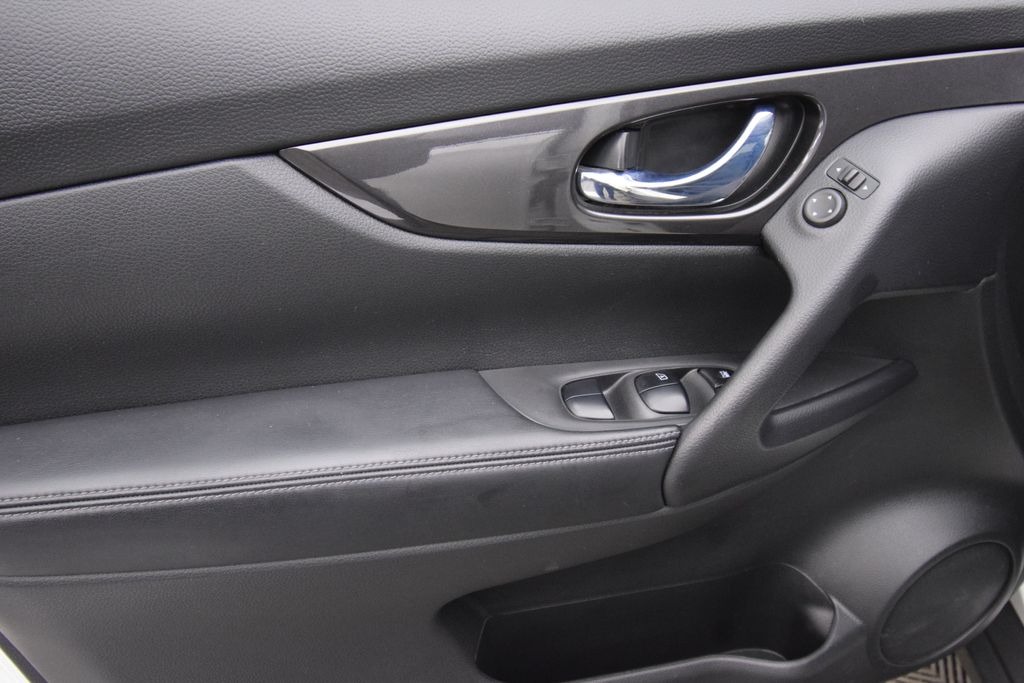 used 2020 Nissan Rogue car, priced at $12,800