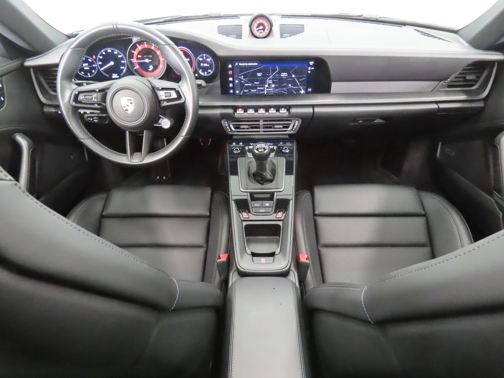 Thumbnail: 2022 Porsche 911 - 15