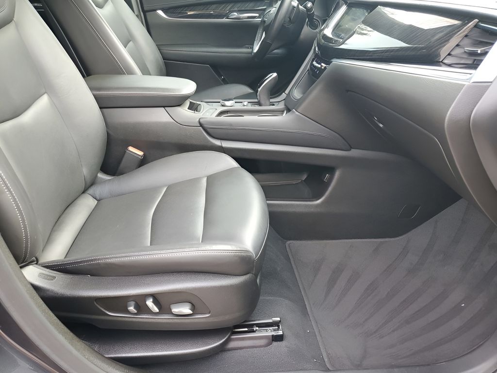 Used Car 2022 Cadillac Xt6  Premium Luxury For Sale Under $35,000 In Austin, Texas