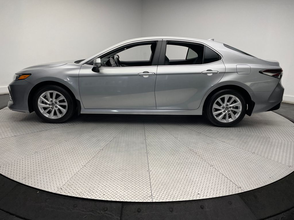 2024 Toyota Camry LE 8