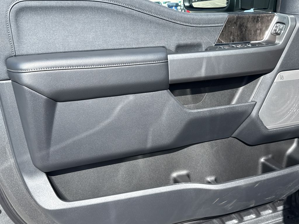 New 2026 Gray Ford Lariat image 18